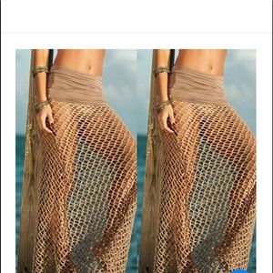 Ordered this exact beach cover up.